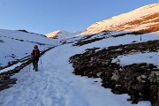 98 Scendiamo il 241 e poi la strada silvo-pastorale Monte Alino...al chiaro di luna !.